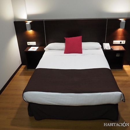Hotel Junquera Vigo Exterior photo