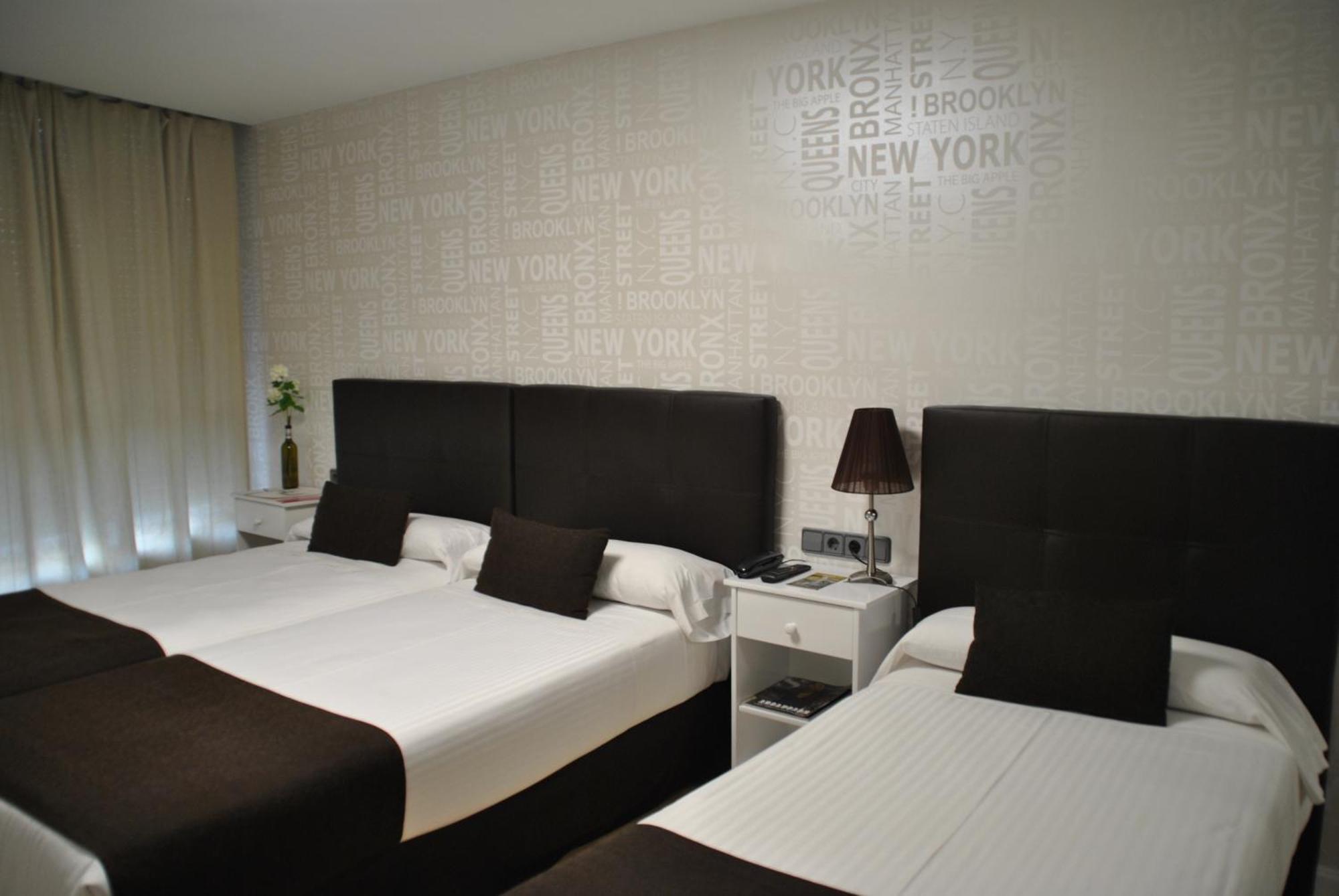 Hotel Junquera Vigo Exterior photo
