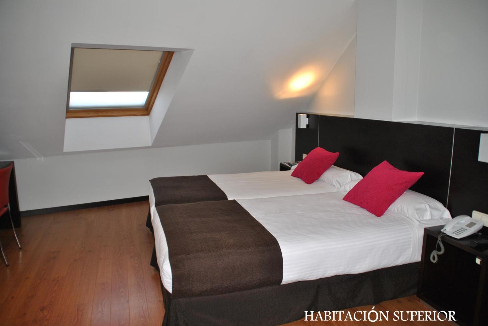 Hotel Junquera Vigo Exterior photo